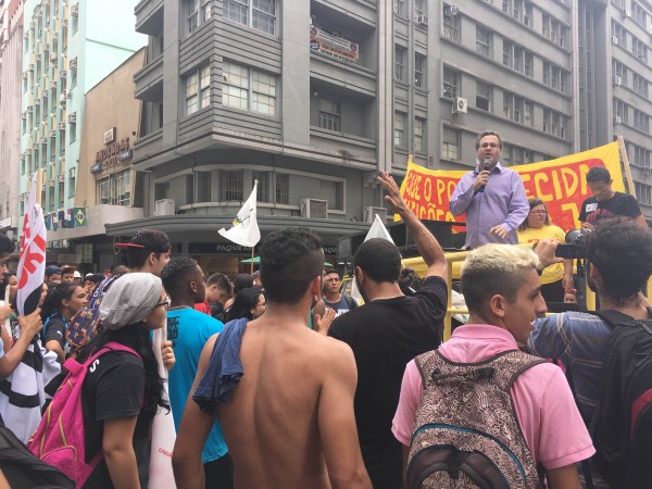 Roberto Robaina disse que jovens precisam se mobilizar para decidir os rumos do país | Foto: Samir Oliveira