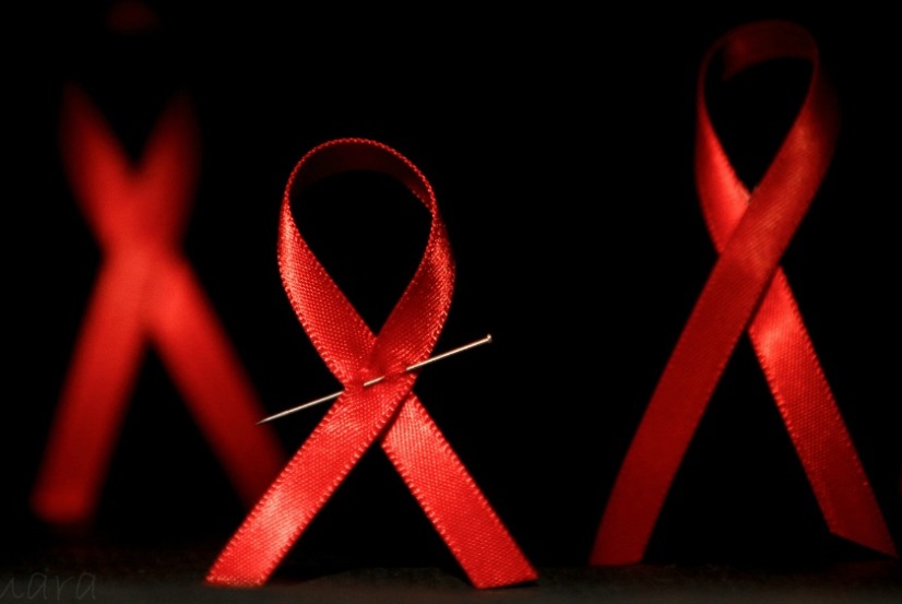 Política de morte: o fim do departamento de Aids