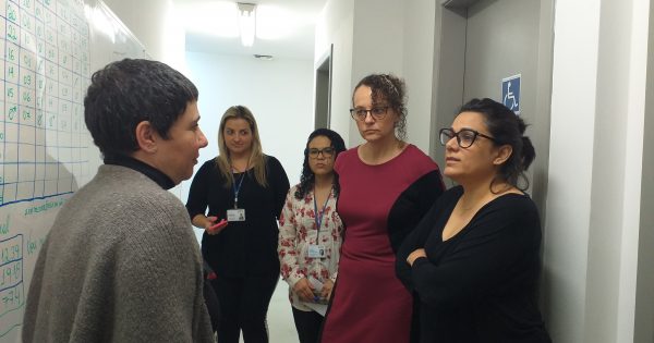 Deputada Luciana Genro denuncia situação do Centro de Referência da Mulher em Porto Alegre