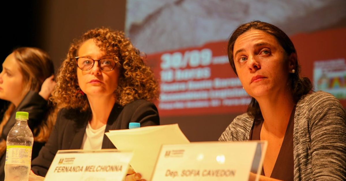 Deputadas Luciana Genro e Fernanda Melchionna encabeçam pedido ao governador | Foto: Alvaro Andrade, BD