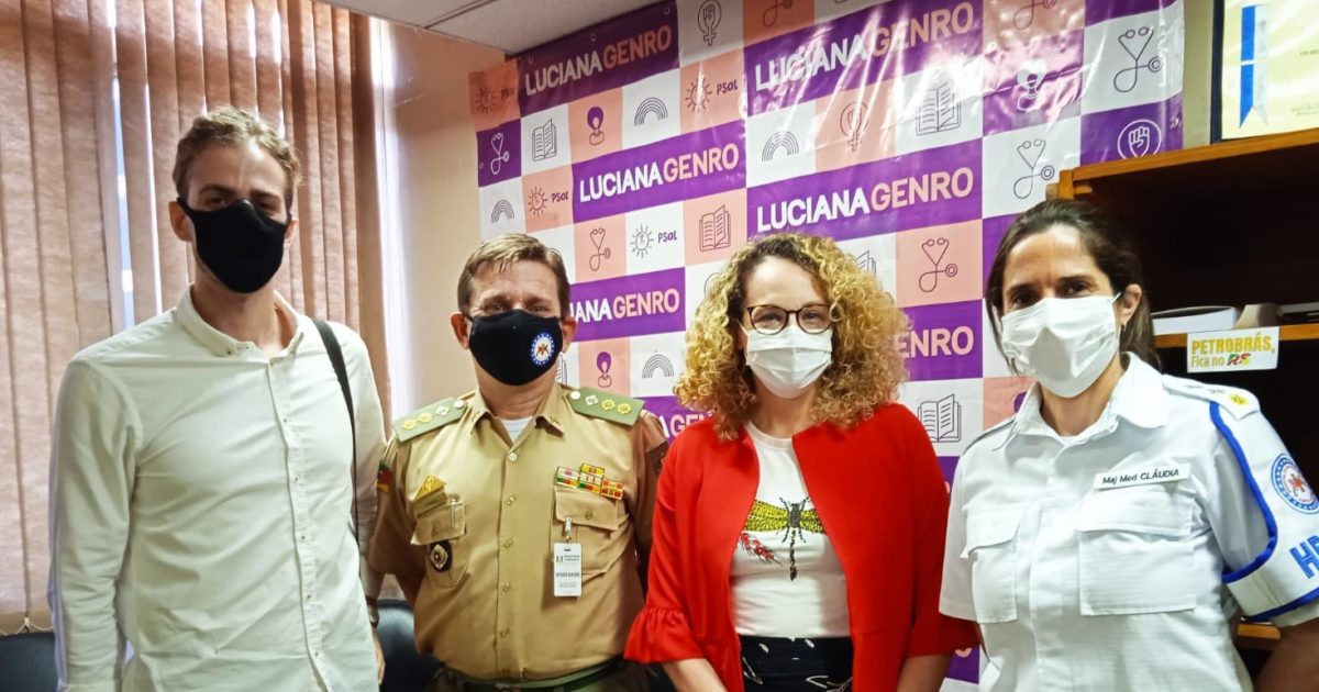 Luciana Genro e o assessor jurídico Conrado Klöckner se reuniram com o Tenente-coronel Artur Arregui Zilio e a Major Claudia Ferrão Vargas.