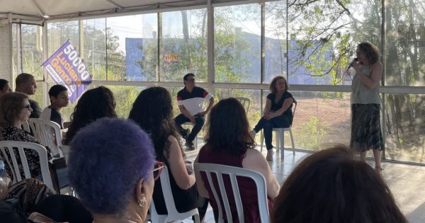 Luciana Genro e Romer Guex participam de encontro com mulheres em Viamão