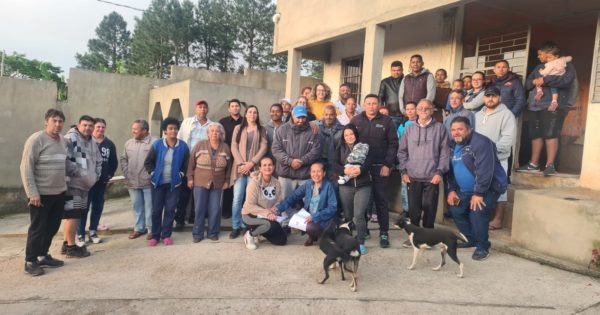 Luciana Genro visita Ocupação Nossa Senhora da Conceição e reforça luta por moradia