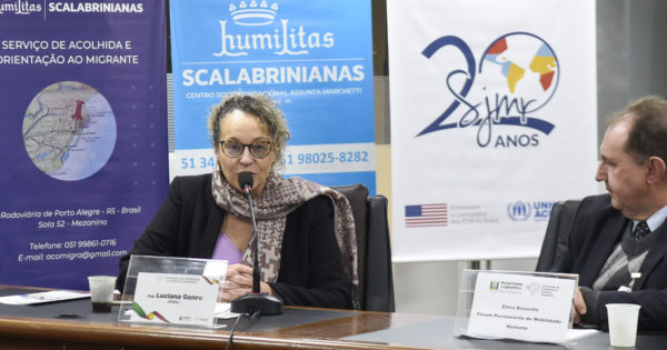 Migrar é direito: Luciana Genro participa de Audiência Pública sobre Plano Estadual para Migrantes
