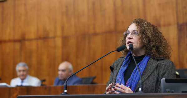 Luciana Genro apresenta Projeto de Lei que institui o Dia Estadual dos Estomizados