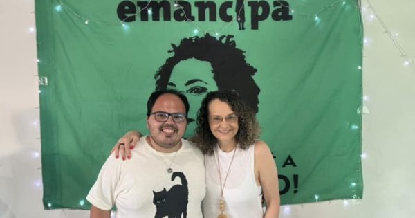 Emancipa Cachoeirinha comemora aprovação de alunos em universidades