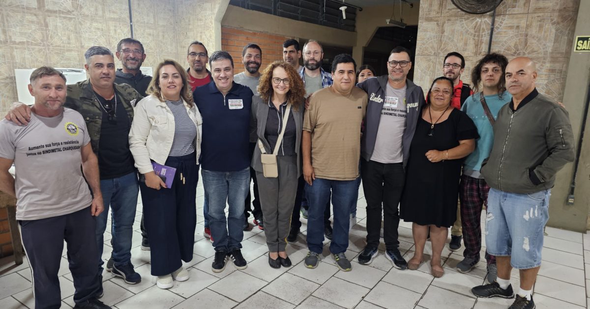 Metalúrgicos da Gerdau recebem apoio da deputada Luciana Genro na luta salarial da categoria