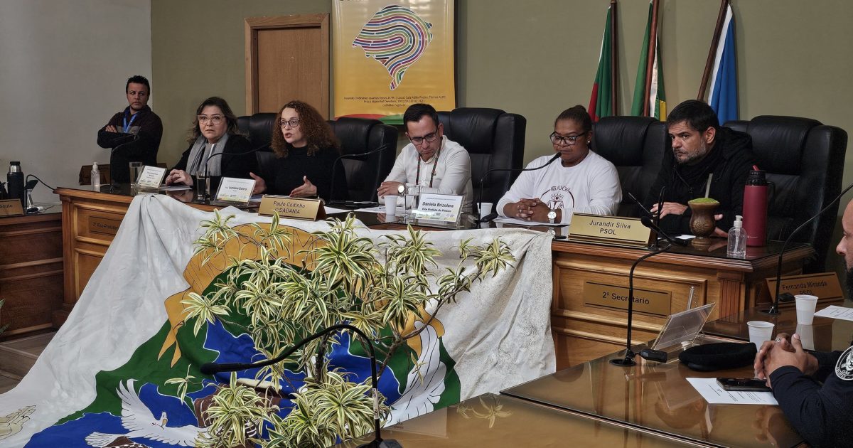 Luciana Genro preside audiência pública que denuncia intolerância religiosa em Pelotas