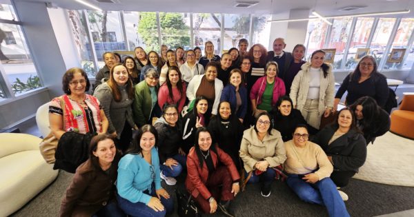 ”Trabalhadoras da saúde de Sapucaia precisam ser recontratadas”, reforça Luciana Genro