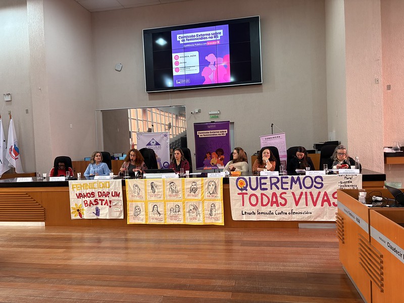 Comissão realizou audiência pública em Gravataí nesta segunda-feira (8).