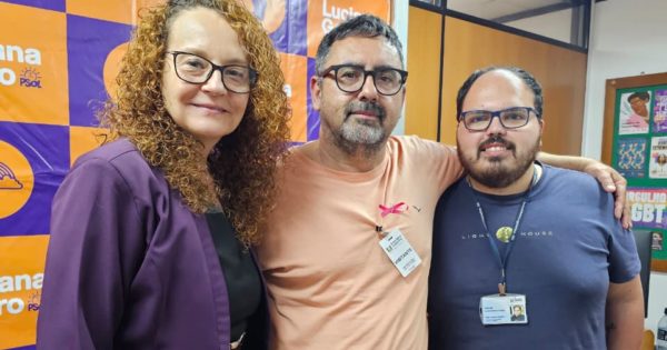 Luciana Genro denuncia perseguição política contra servidores em Cachoeirinha