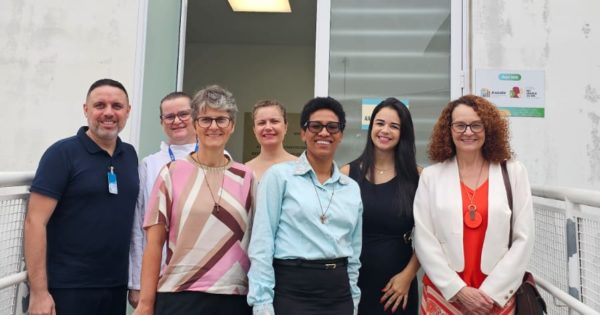 Emenda da deputada Luciana Genro garante acesso à terapia hormonal por pessoas trans em Santa Maria e região