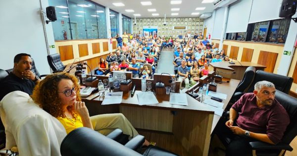 Luciana Genro e moradores cobram urgência do Ministério Público e contestam versão de mineradora sobre exploração em Arroio dos Ratos