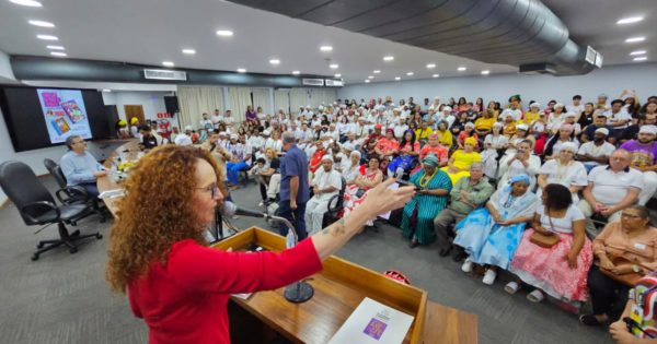 Em reunião de orientação jurídica, Luciana Genro incentiva articulação estadual do povo de terreiro por direitos e reconhecimento