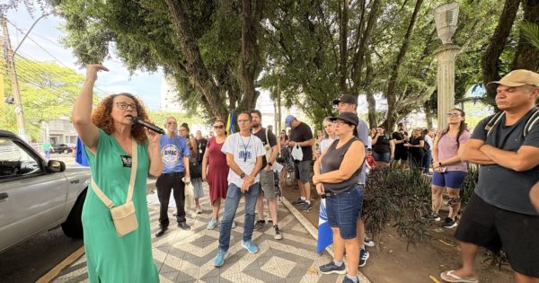 Luciana Genro protocola projeto que garante reconhecimento e valorização dos profissionais da educação infantil no RS