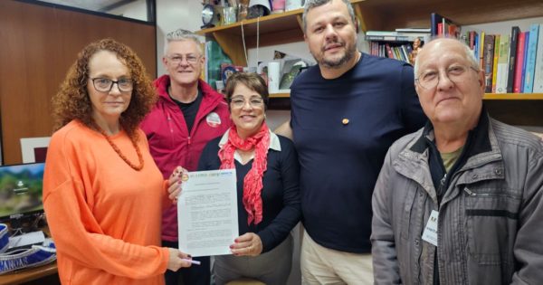 Luciana Genro soma-se à articulação que cobra o chamamento dos professores aprovados da Uergs
