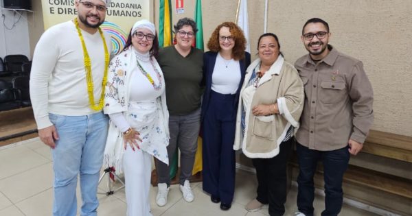 Povo de terreiro lota Câmara de Charqueadas em audiência pública de Luciana Genro contra o racismo religioso