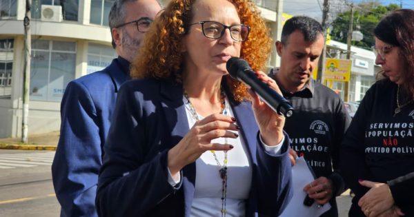 Luciana Genro aciona MPT após identificar contradições e atrasos no pagamento de terceirizadas pela SEDUC