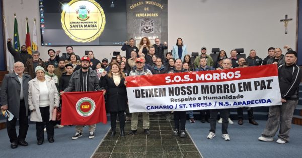 Durante Audiência Pública em Santa Maria, Luciana Genro e Roberto Robaina cobram permanência das famílias da Rua Canário