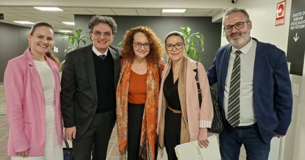 TJ-RS rejeita denúncia do MP e confirma vitória de Luciana Genro em defesa da Palestina