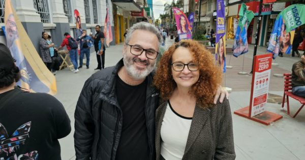 Luciana Genro reforça lutas por moradia, inclusão e liberdade religiosa em Santa Maria, sua cidade natal