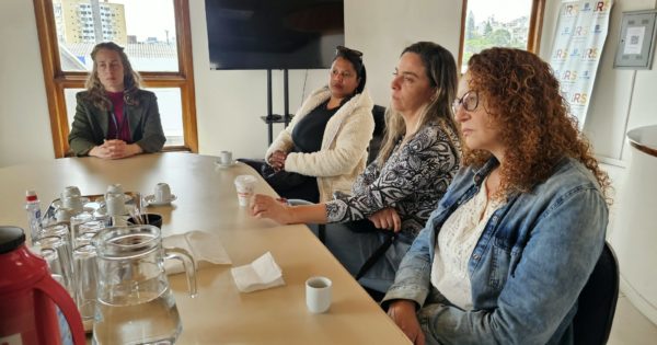 Luciana Genro e Fernanda Melchionna articulam avanço no transporte público entre Águas Claras e Porto Alegre
